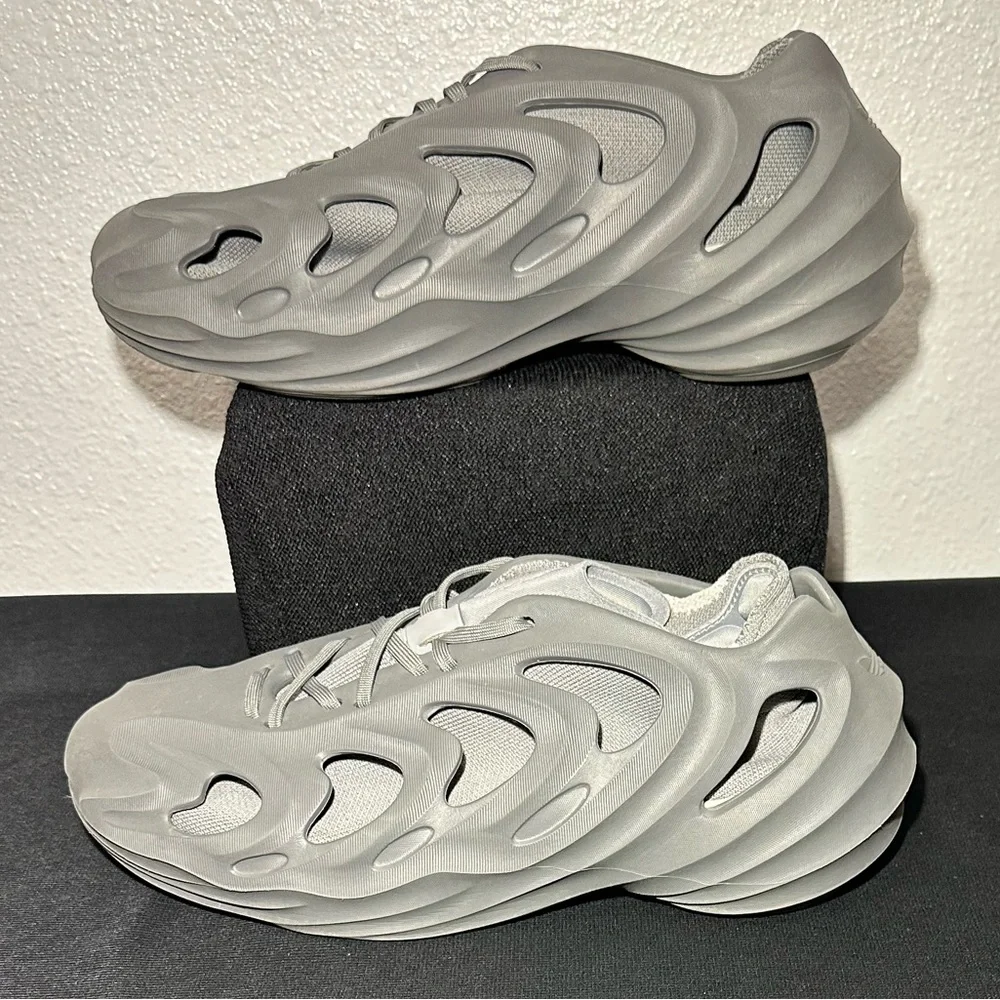 Adidas Originals‎ AdiFOAM Q
